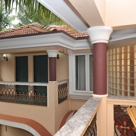 Elegant Shades Apartman Kolva Kültér fotó