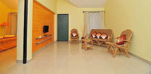 Elegant Shades Apartman Kolva Kültér fotó